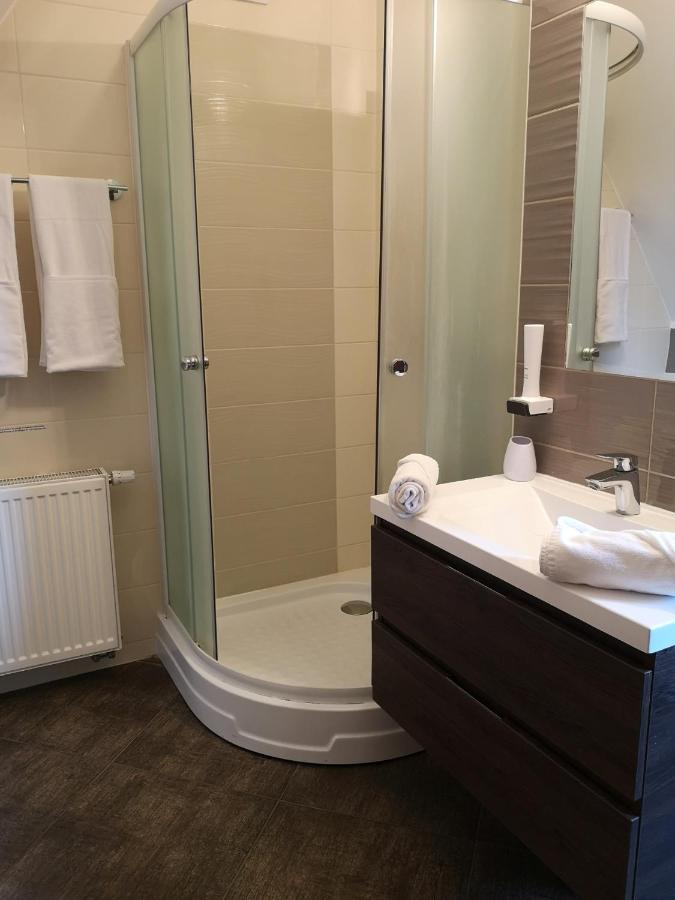 Parton Hotel & Bowling Tiszakécske Zewnętrze zdjęcie