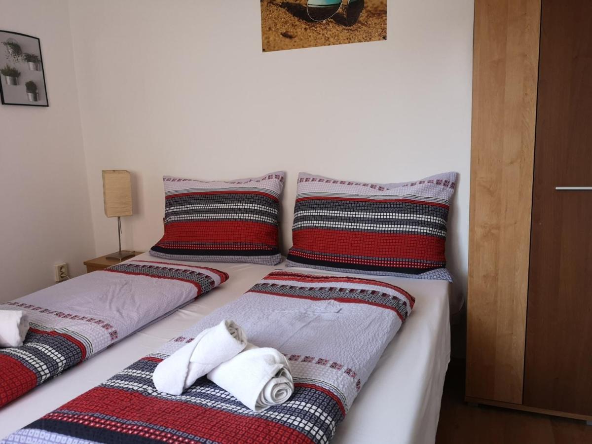 Parton Hotel & Bowling Tiszakécske Zewnętrze zdjęcie