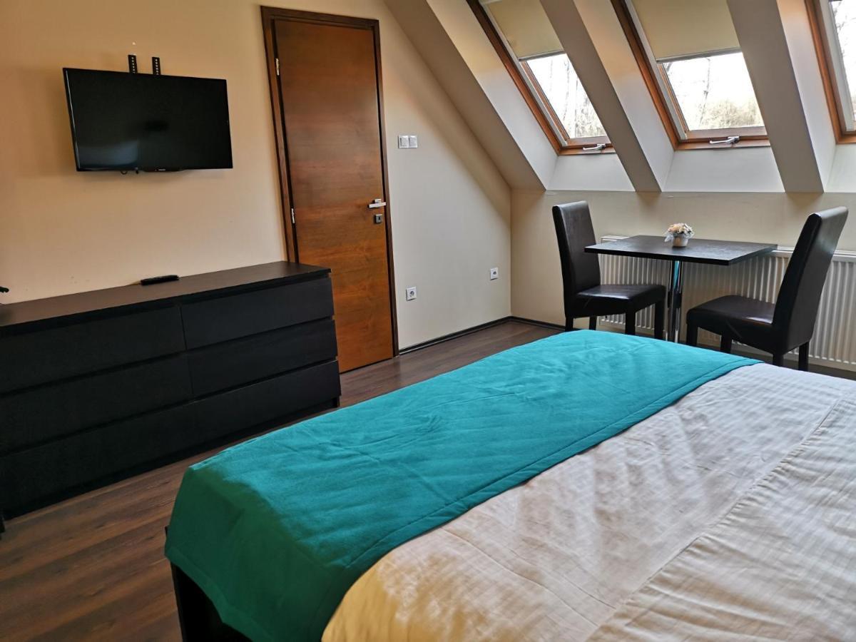 Parton Hotel & Bowling Tiszakécske Zewnętrze zdjęcie