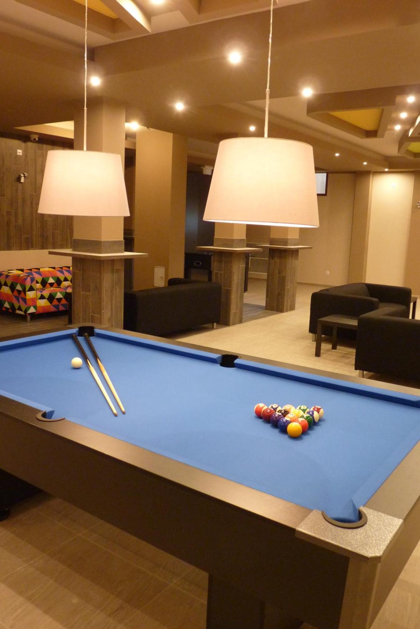 Parton Hotel & Bowling Tiszakécske Zewnętrze zdjęcie
